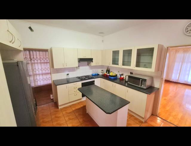 4 BEDROOM HOUSE FOR SALE IN KLIPDAM